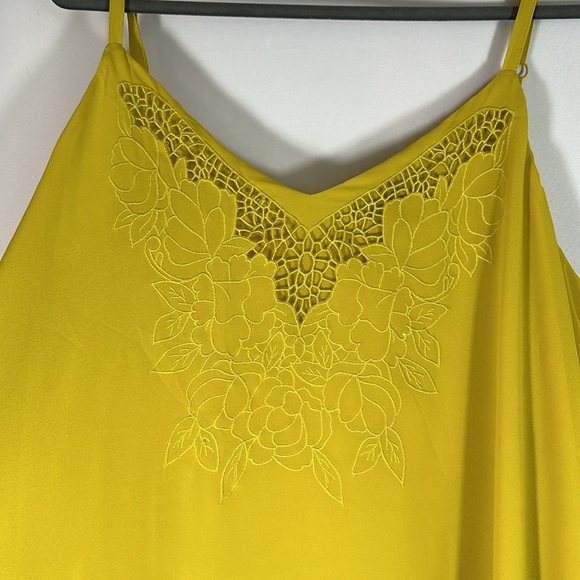 Torrid Yellow Sophie Chiffon Embroidered Swing Cami Tank Top 2x Size 2 - Picture 6 of 7